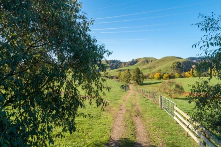 Photo of property in 880 Kopuku Road, Maramarua Forest, Pokeno, 2471