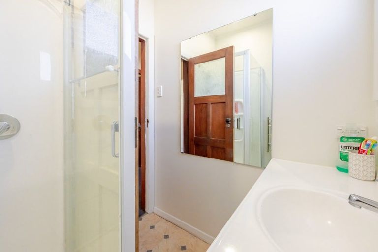 Photo of property in 3 Holyrood Terrace, Waipukurau, 4200