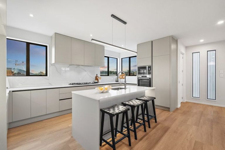 Photo of property in 13c Dominion Street, Takapuna, Auckland, 0622