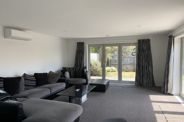 Photo of property in 2/53 Donnington Street, Parklands, Christchurch, 8083