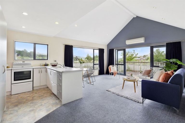 Photo of property in 43a Apple Terrace, Ranui, Porirua, 5024