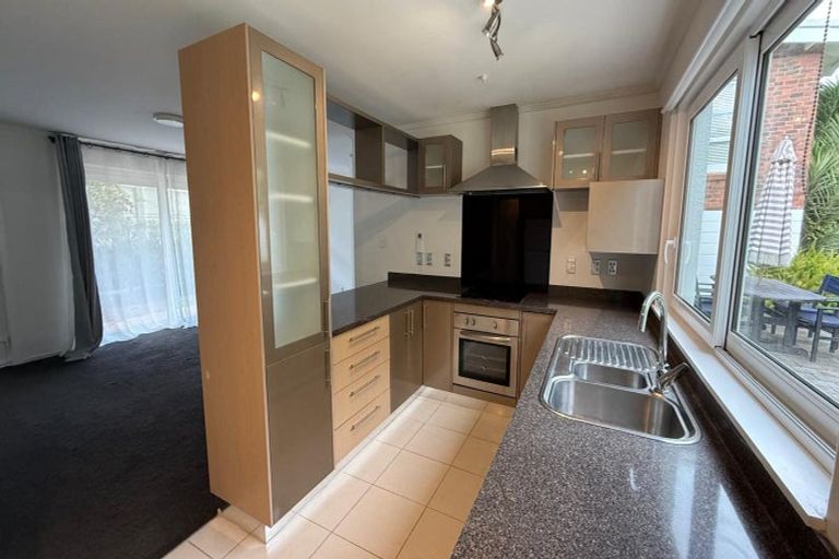 Photo of property in 1/10 Blomfield Spa, Takapuna, Auckland, 0622