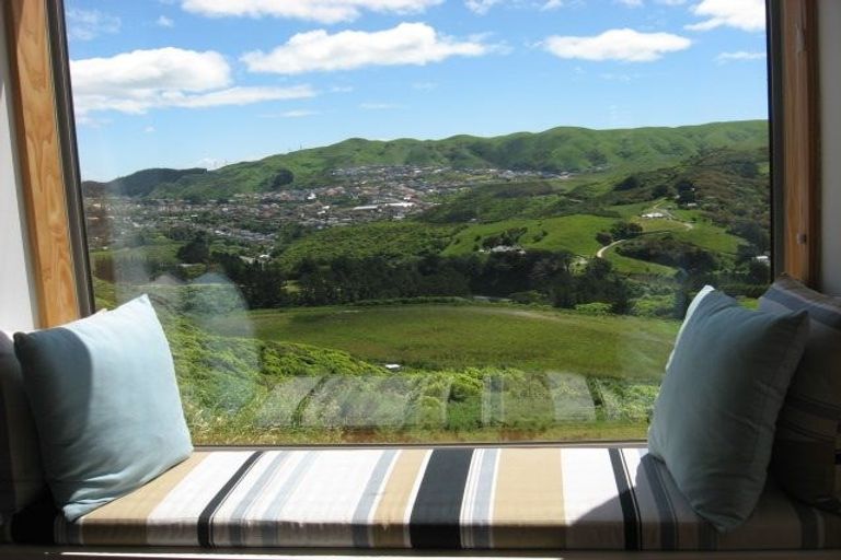 Photo of property in 217 Mark Avenue, Grenada Village, Wellington, 6037