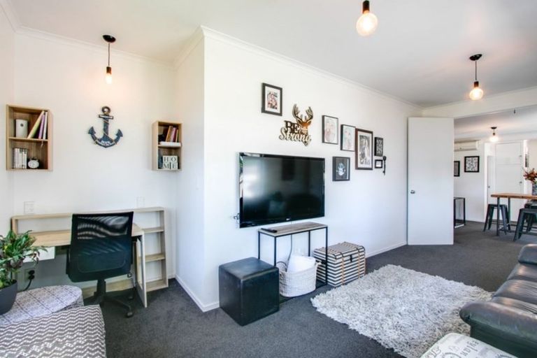 Photo of property in 1004 Reka Street, Akina, Hastings, 4122