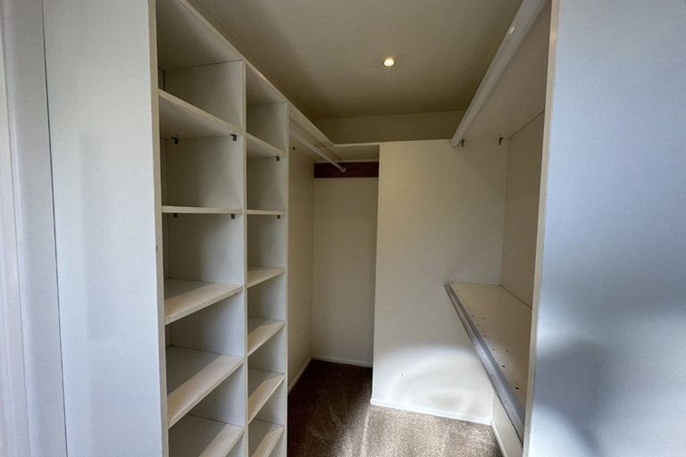 Photo of property in 158 Carlisle Road, Northcross, Auckland, 0632