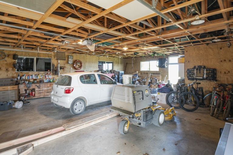 Photo of property in 68 Kanuka Rise, Albert Town, Wanaka, 9305