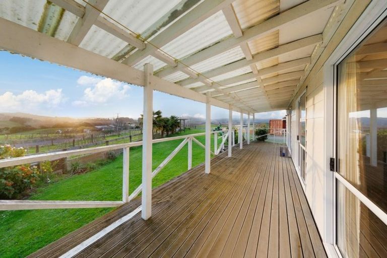 Photo of property in 242 Kellyville Road, Mercer, 2474