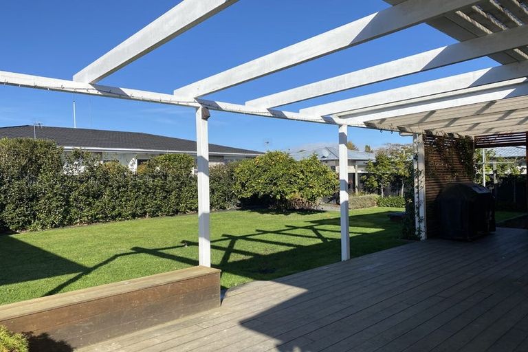 Photo of property in 63 Middle Road, Havelock North, 4130