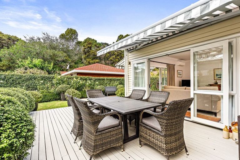 Photo of property in 6 Kensington Drive, Orewa, 0931