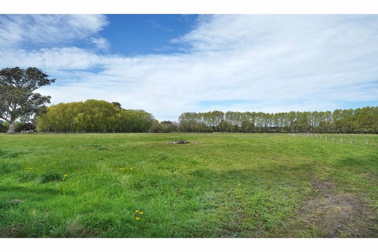 Photo of property in 1724 Springs Road, Lincoln, Christchurch, 7674