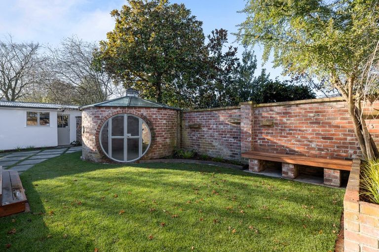 Photo of property in 112 Heaton Street, Merivale, Christchurch, 8052