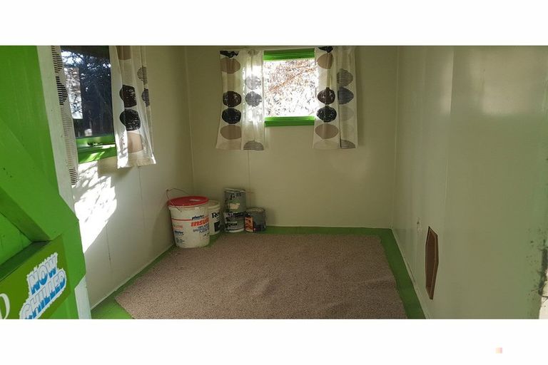 Photo of property in 12 Naylor Street, Waimate, 7924