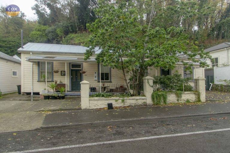 Photo of property in 121-123 Shakespeare Road, Bluff Hill, Napier, 4110
