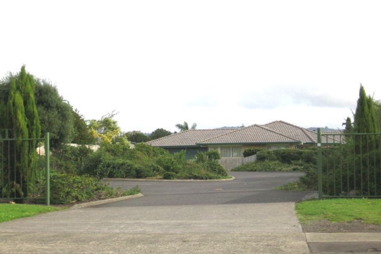 Photo of property in 11/72 Swanson Road, Henderson, Auckland, 0610