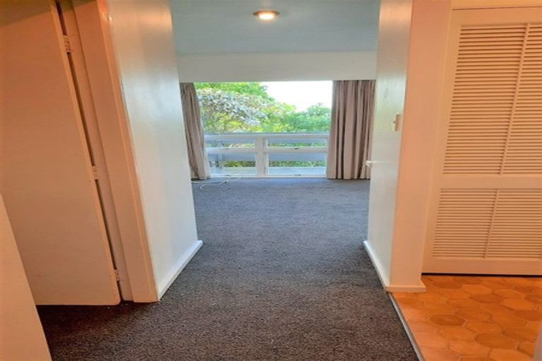 Photo of property in 96a Motuhara Road, Plimmerton, Porirua, 5026