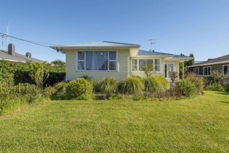 Photo of property in 21 Millers Road, Brookfield, Tauranga, 3110