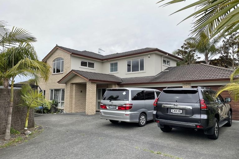 Photo of property in 23 Laurel Oak Drive, Schnapper Rock, Auckland, 0632