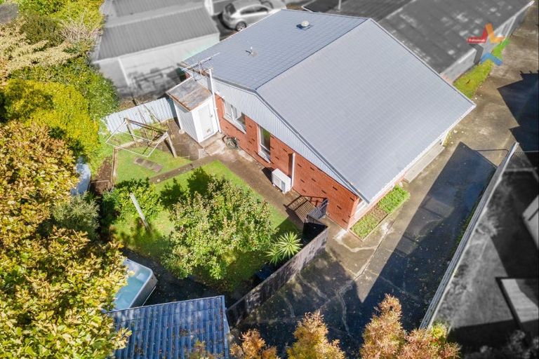 Photo of property in 5 Amberley Grove, Hutt Central, Lower Hutt, 5010