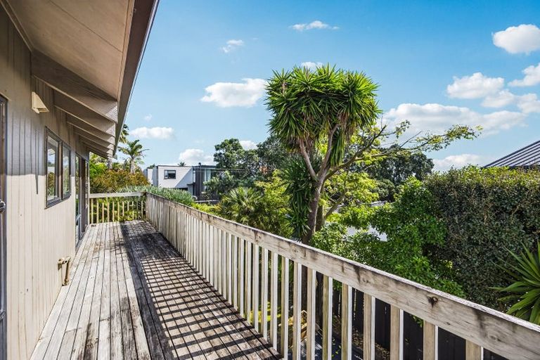 Photo of property in 2/13 Muritai Road, Milford, Auckland, 0620