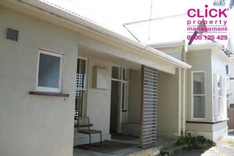 Photo of property in 1/56 Eglinton Road, The Glen, Dunedin, 9011