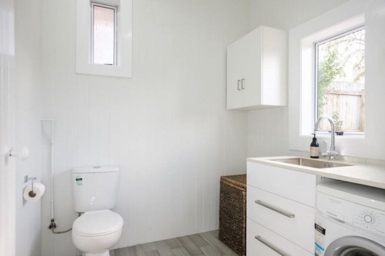 Photo of property in 15 Wills Street, Balaclava, Dunedin, 9011