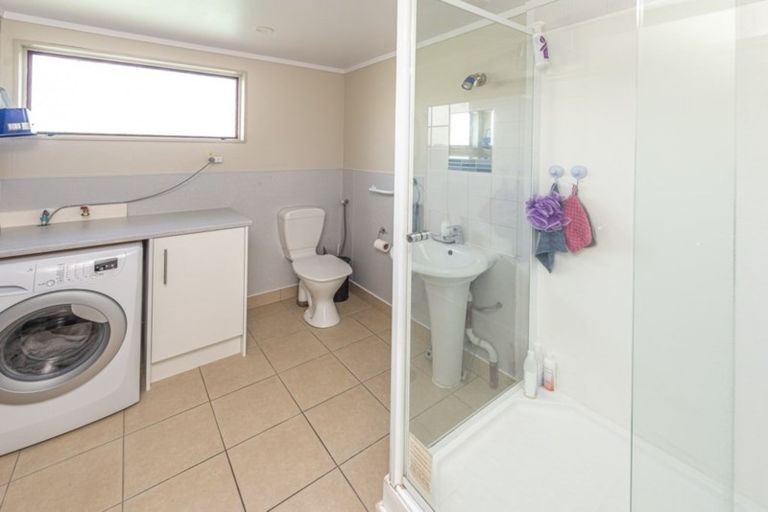 Photo of property in 180a Cornfoot Street, Castlecliff, Whanganui, 4501