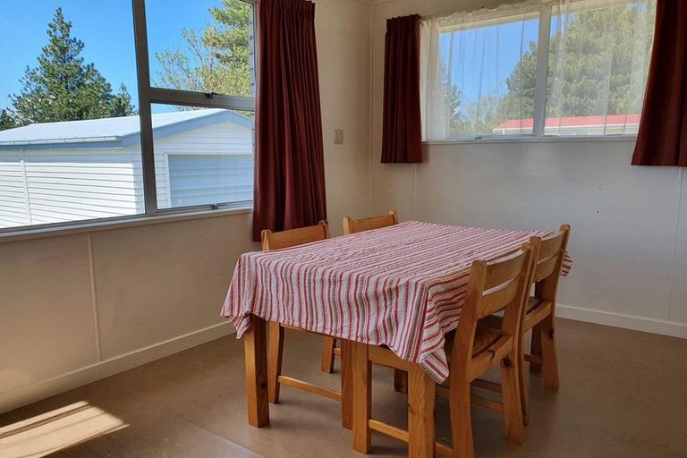 Photo of property in 32 Aorangi Crescent, Lake Tekapo, 7999