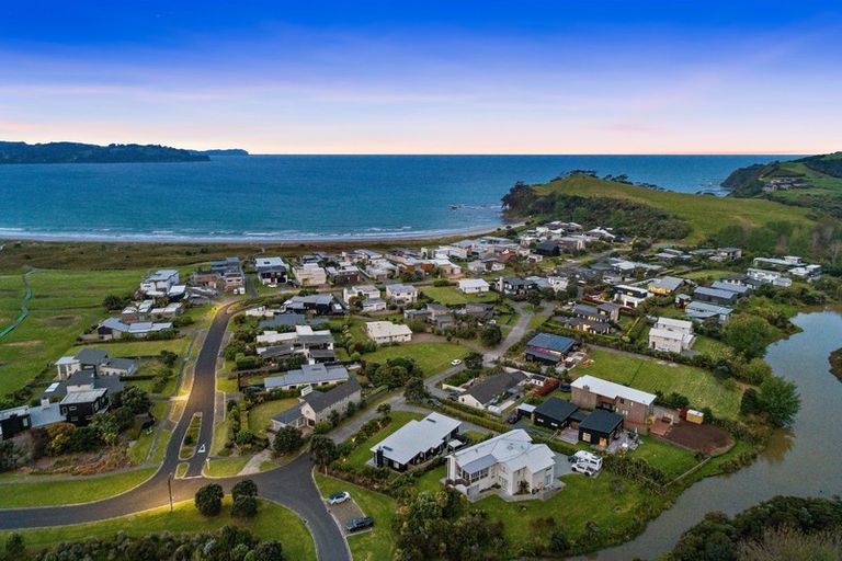 Photo of property in 253 Mangatawhiri Road, Omaha, 0986