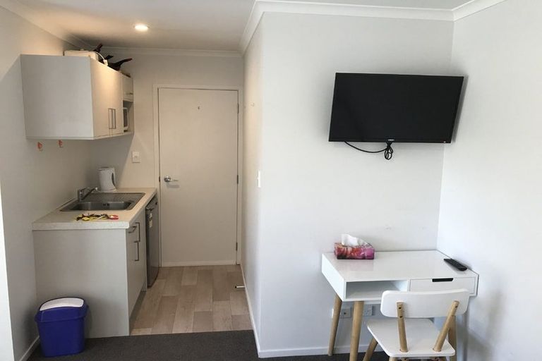 Photo of property in 1/167 Knighton Road, Hillcrest, Hamilton, 3216