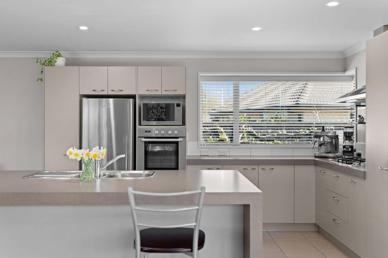 Photo of property in 22 Burbank Drive, Aidanfield, Christchurch, 8025