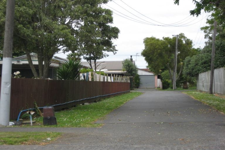 Photo of property in 67b Manuroa Road, Takanini, 2112