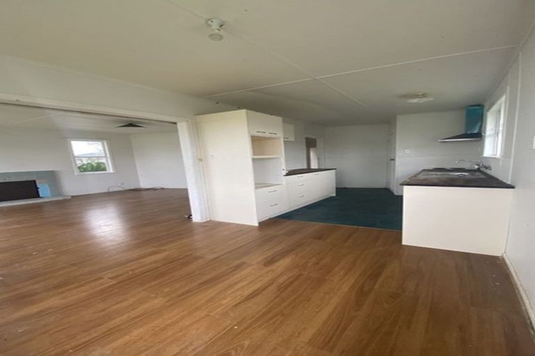 Photo of property in 24 Caravelle Close, Mangere, Auckland, 2022