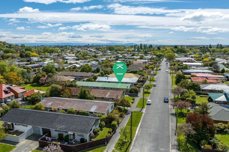 Photo of property in 2/30 Hillsborough Terrace, Hillsborough, Christchurch, 8022