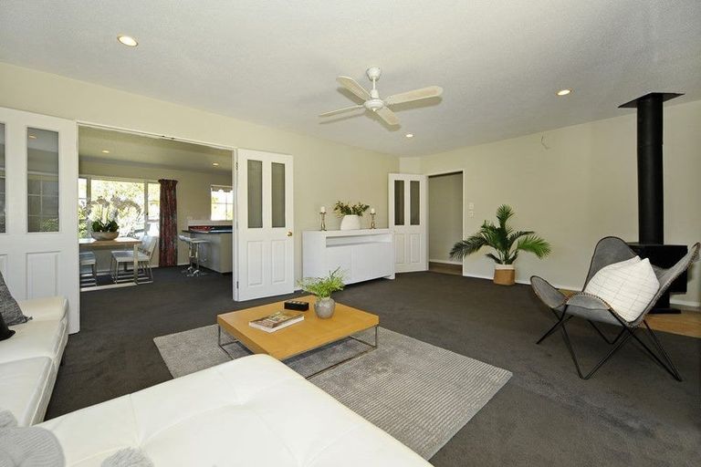 Photo of property in 11 Fieldmoor Place, Parklands, Christchurch, 8083