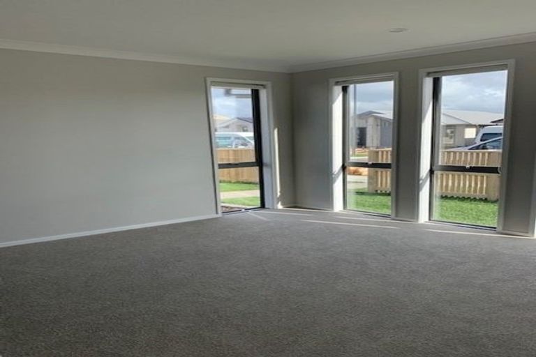 Photo of property in 10 Greenwich Street, Papamoa, 3118