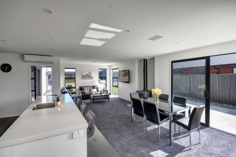 Photo of property in 6 Anderton Crescent, Mosgiel, 9024