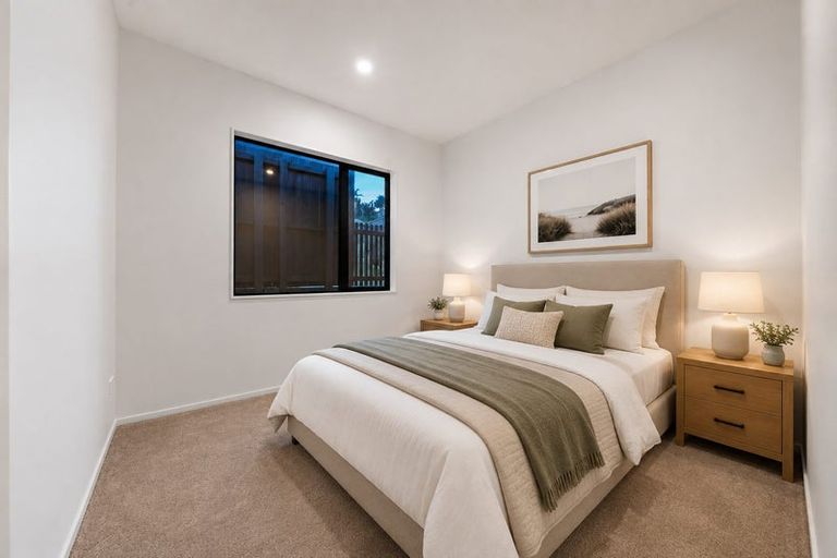 Photo of property in 4 Moko Road, Orewa, 0931