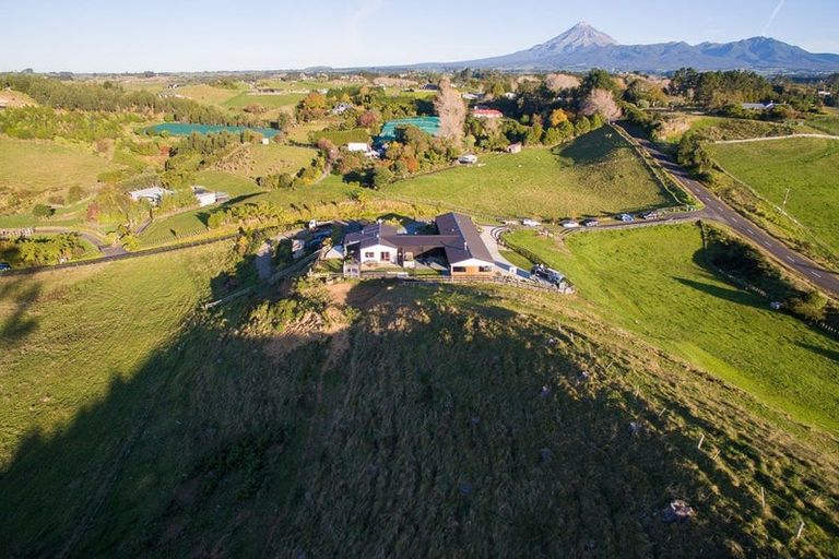 Photo of property in 527 Frankley Road, Hurworth, New Plymouth, 4371