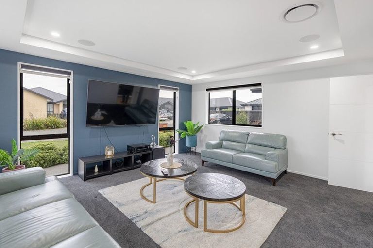 Photo of property in 6 Solitary Lane, Rolleston, 7615