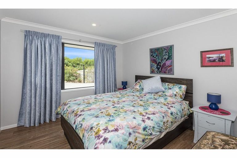 Photo of property in 21 Capstone Place, Te Kamo, Kamo, 0185