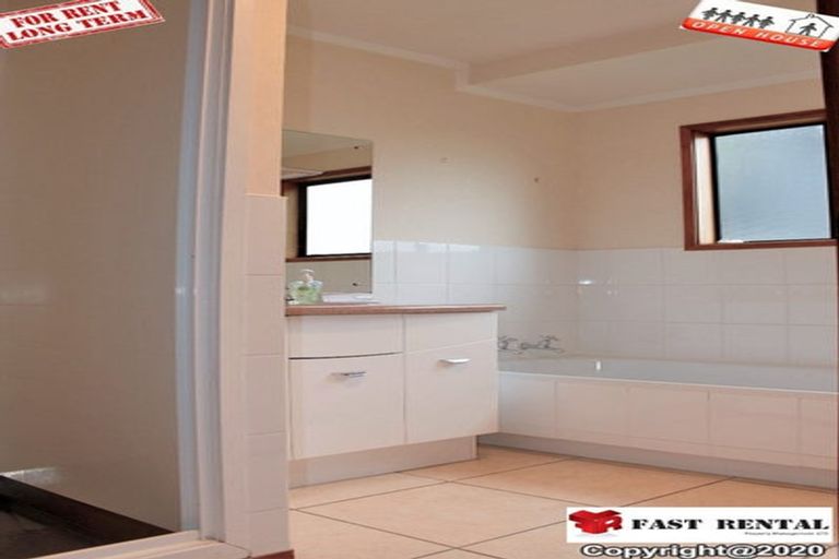 Photo of property in 12 Jeanette Place, Mairangi Bay, Auckland, 0630