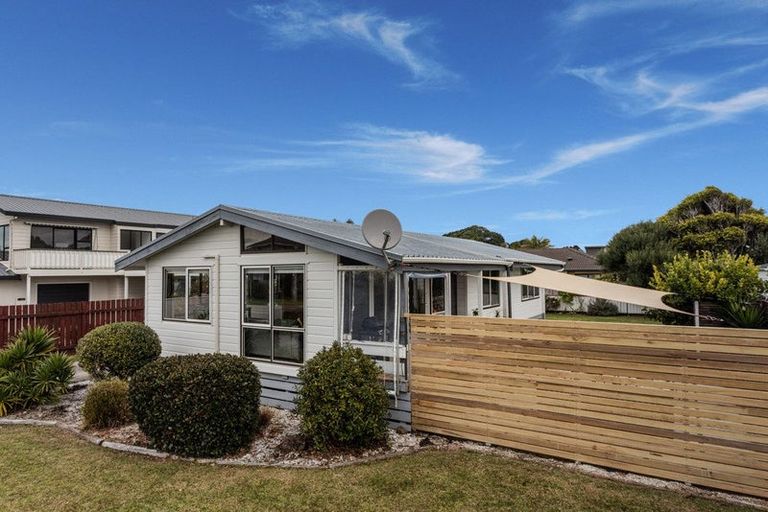 Photo of property in 98 Harbour Road, Ohope, 3121