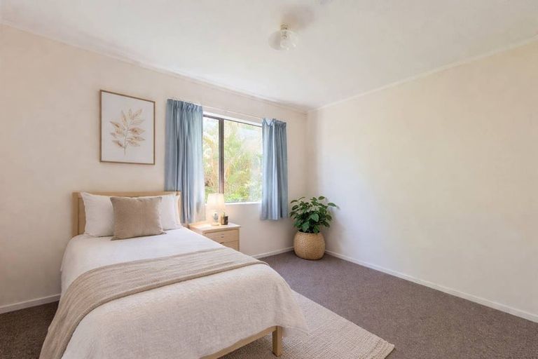 Photo of property in 54 Conclusion Street, Ascot Park, Porirua, 5024