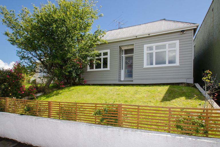 Photo of property in 184 South Road, Caversham, Dunedin, 9012