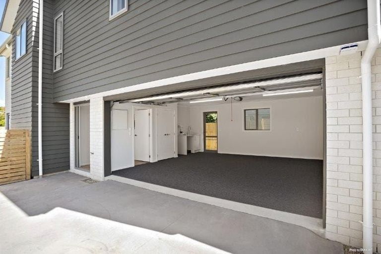 Photo of property in 1/18 Pickering Crescent, Chedworth, Hamilton, 3210