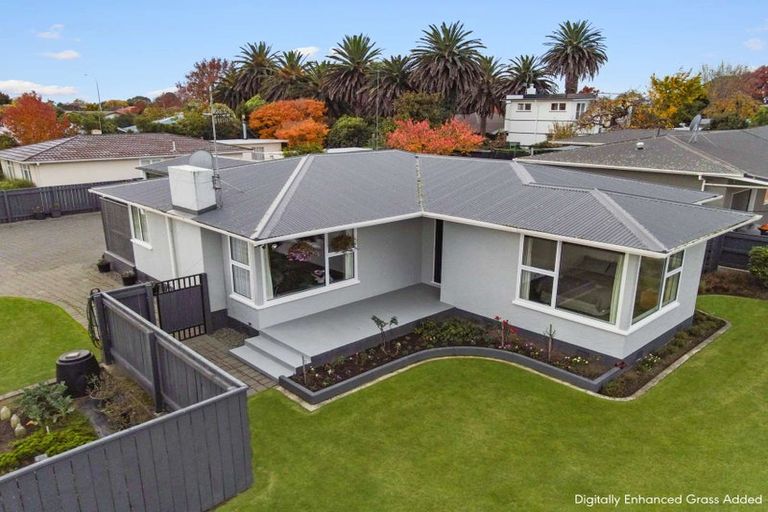 Photo of property in 7 Kent Crescent, Awapuni, Palmerston North, 4412