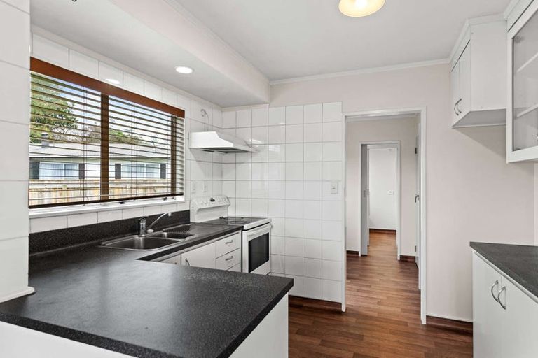 Photo of property in 3 Kirkcaldie Grove, Levin, 5510