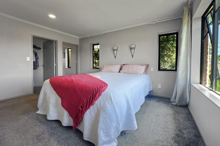Photo of property in 57 Mt Lebanon Crescent, The Gardens, Auckland, 2105