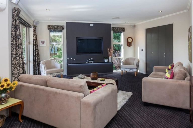 Photo of property in 15 Nightingale Place, Papanui, Christchurch, 8053