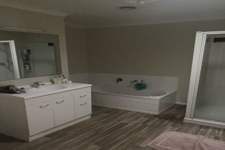 Photo of property in 165a George Street, Stokes Valley, Lower Hutt, 5019